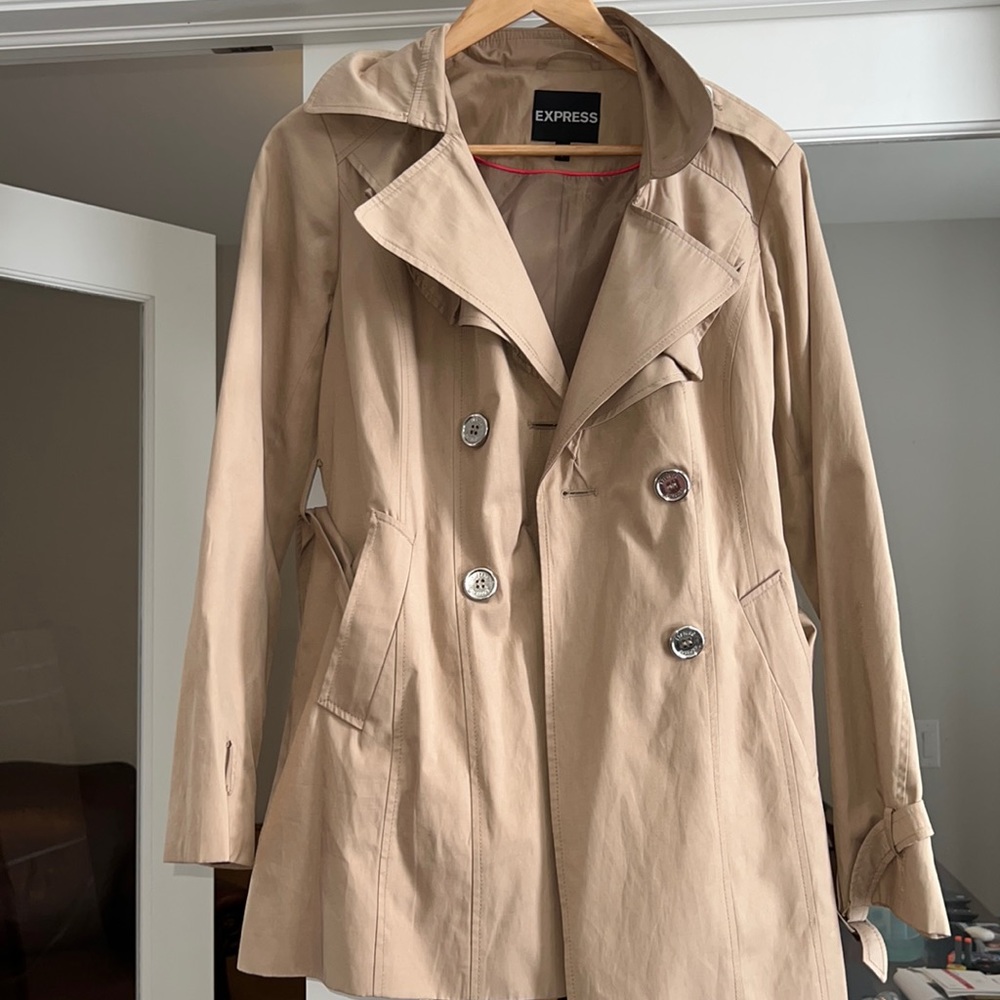 Express Women’s tan jacket (S)